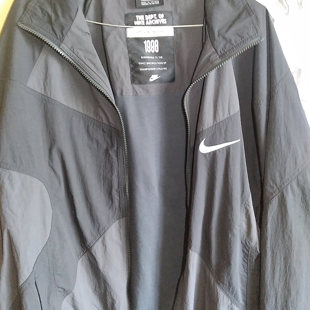 Nike DEPT. Of athletics size small.